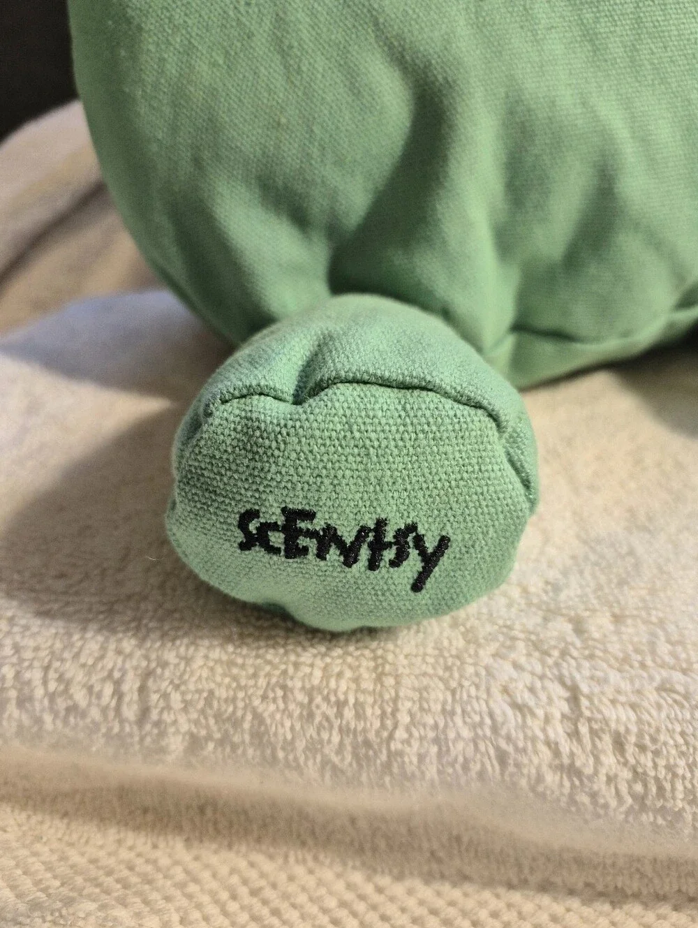 Disney Scentsy Oogie Boogie Scentsy Buddy Pre-owned  NO SCENT PACKET